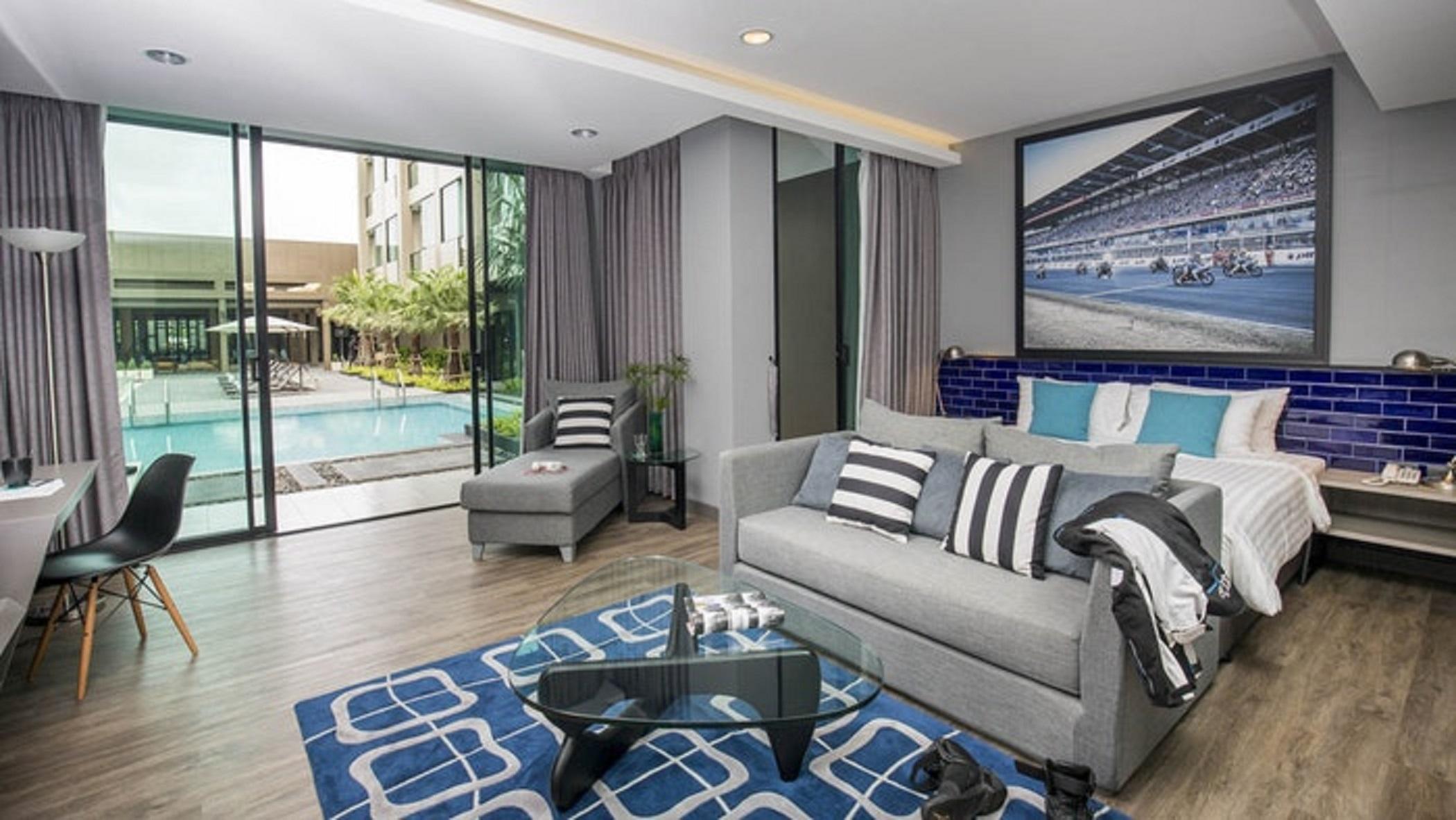 The Crystal Hotel Buriram - Formerly X2 Vibe Бурирам Екстериор снимка