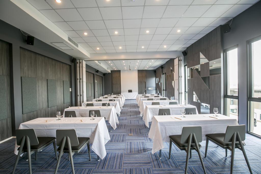 The Crystal Hotel Buriram - Formerly X2 Vibe Бурирам Екстериор снимка