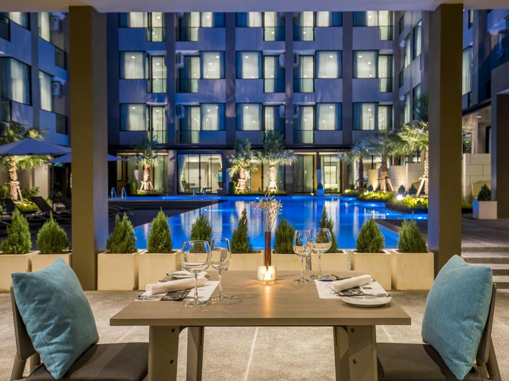 The Crystal Hotel Buriram - Formerly X2 Vibe Бурирам Екстериор снимка